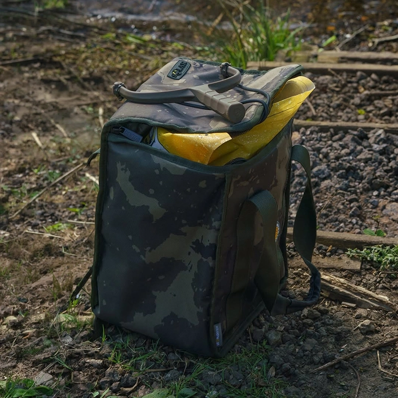 Solar Tackle Worldwide Bait "N" Cool Bag 35L